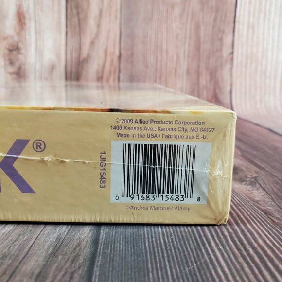 New Springbok Seashells Conchas Del Mar 1500 Pieces Jigsaw Puzzle 28.75"x36" - Picture 9 of 15